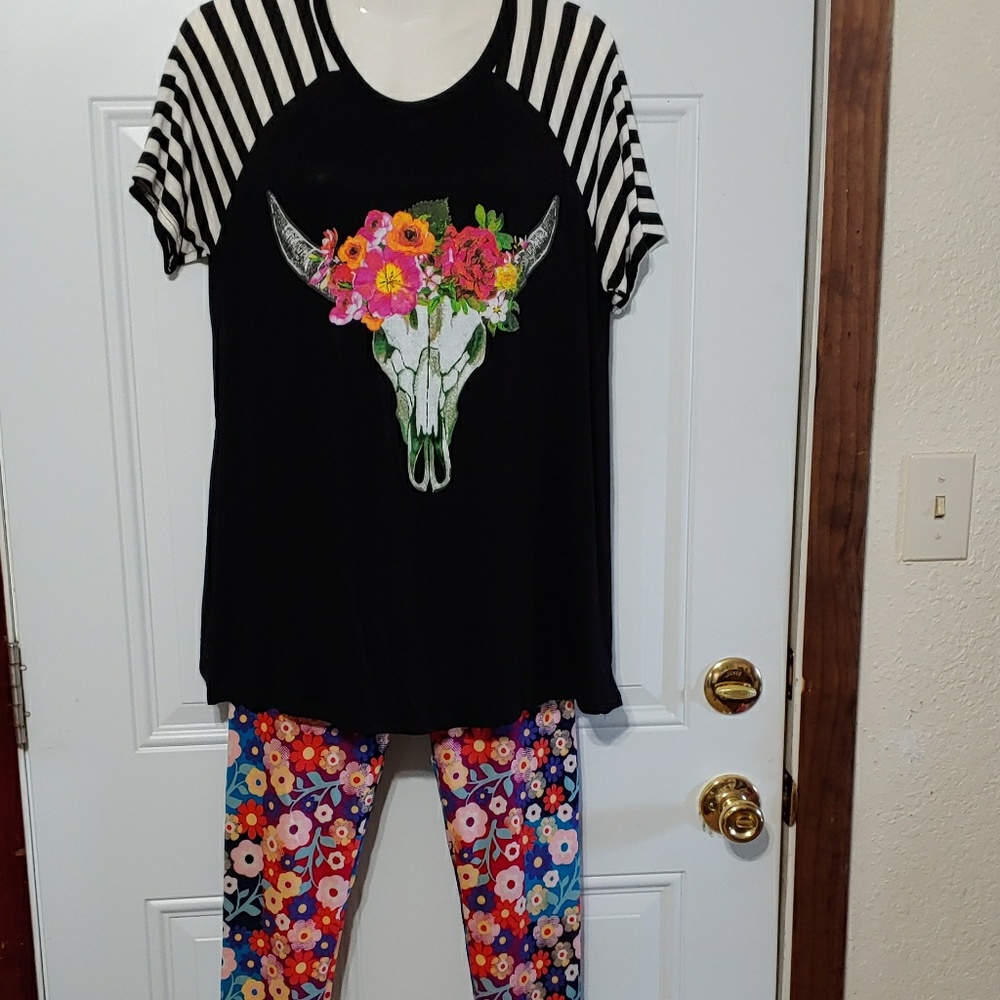 Skull/floral outfit